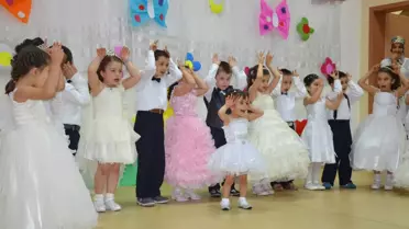 Meltem Anaokulu Öğrencileri Gösterisi