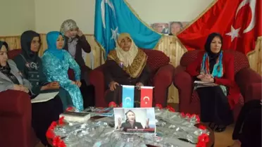 Sürgündeki Rabia Kadir'i 'Yılın Annesi' Seçtiler