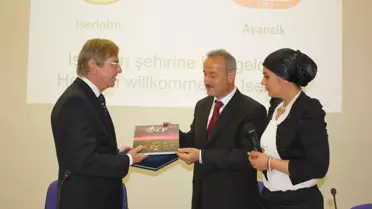 Almaya'da Gurbetçilerden Miting Gibi Karşılama