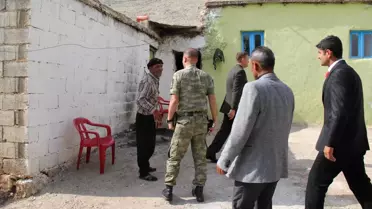 Mehmetçik, Anneler Gününde Şehit Ailelerini Ziyaret Etti