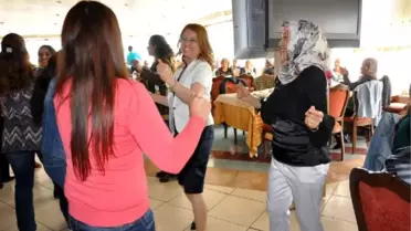 Pertekli Anneler, Harput'ta Eğlendi