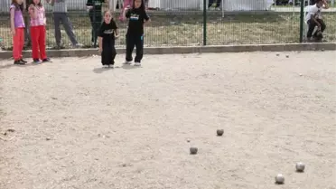 Basketbol ve Petank Şampiyonları Kupalarını Aldı