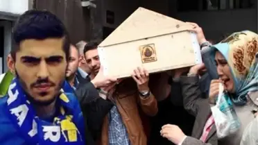 Fenerbahçe Taraftarı Burak Yıldırım Son Yolcuğuna Uğurlandı