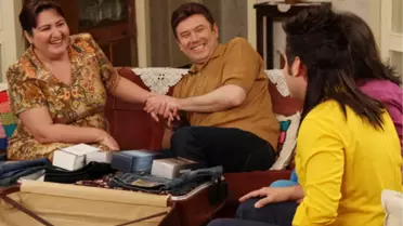 Seksenler'de Nazlı ve Ergun'a Yakın Takip!