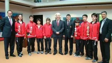 Almanya'da Ayvalıklı Tekvandocular Rüzgarı