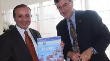 Avustralya Büyükelçisi Biggs, Başkan Küçükler'i Ziyaret Etti