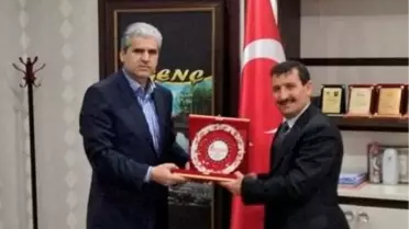 Bingiad'dan Genç Belediye Başkanı Ariç'e Plaket