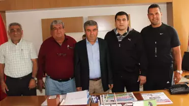 Başkan Tursun Şampiyonu Altın ile Ödüllendirdi