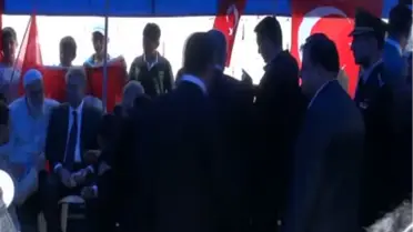 Reyhanlı Cumhurbaşkanı Gül Reyhanlı' da Taziye Çadırında Cumhurbaşkanı Gül Reyhanlı' da Taziye...