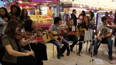 Espark'ta Resim Sergisi