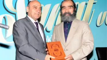 Prof. Dr. Kuşoğlu 'Sanat ve Şehir' Konusunu Anlattı