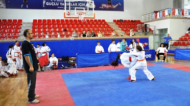 Düzce'de 19 Mayıs Karate Turnuvası Sona Erdi