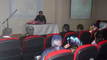 Tortum'da Gençlik Haftası Konferansı