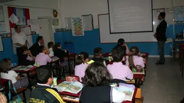 Devrek'te Öğrencilere Yoğurt ve Ayran Dağıtıldı