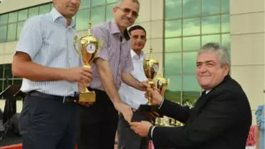 Belediye Çalışanları 'Başkanlık Kupası' İçin Yarıştı