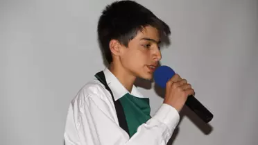 Meslek Lisesi Öğrencilerinden Şiir Dinletisi