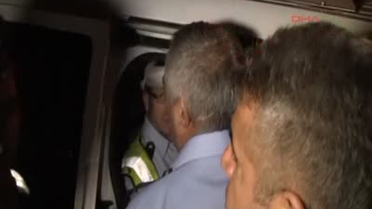 Bursa Alkollü Sürücünün Çarpıp Kaportada Sürüklediği Polis, Ateş Ederek Aracı Durdurdu Alkollü...