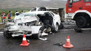Elazığ'da Trafik Kazası: 3 Ölü, 8 Yaralı