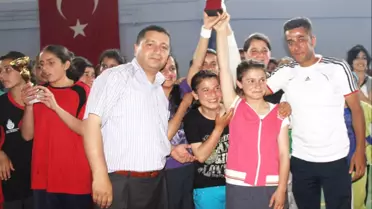 Silvan'da Voleybol Turnuvası Sona Erdi