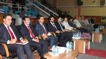 AK Parti Gençlik Kolları Necip Fazıl'ı Anma Gecesi Düzenledi