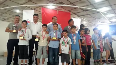 Didim'de Öğrenciler Satrançla Stres Attı