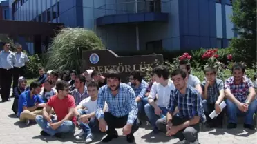Üniversite Öğrencilerinden Yaz Okulu Eylemi