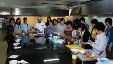 Japonlar, Mengen'de Yemek Eğitiminde