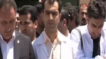Doktorun Darp Edilmesini Protesto Ettiler