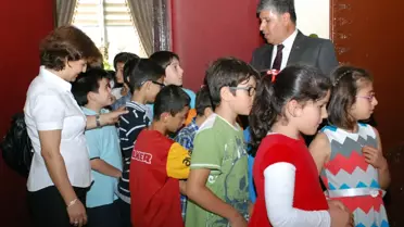 Edebali İlkokulu Öğrencilerinden Valilik Ziyareti
