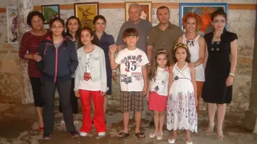 Burhaniye'de Sanat Atölyesi Sergi Açtı