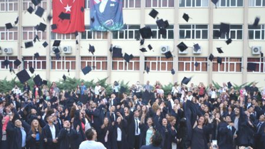 Çü'de Mezuniyet Sevinci