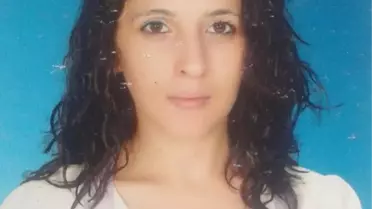 13 Yıllık Eşini Çocuklarının Önünde Öldürdü