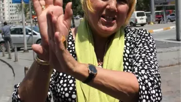 Claudia Roth Taksim Meydanı'nda