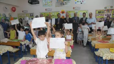 İnegöl'de 48 Bin Öğrencinin Karne Sevinci