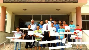 Sarıgöl'de Genç Kanatların Mutlu Günü