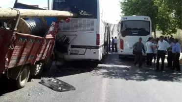 Adıyaman'da Zincirleme Trafik Kazası: 6 Yaralı