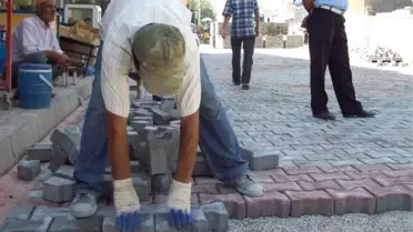 Bozova Belediyesi Hizmete Aralıksız Devam Ediyor