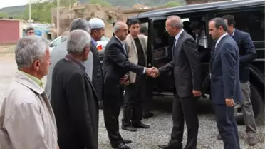 Bitlis Valisi Yurdakul'un Köy Gezileri