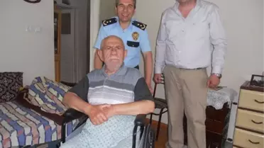 Uzunköprü Emniyet Müdürü'nden Emekli Baş Komisere Tekerlekli Sandalye
