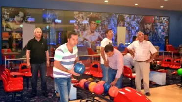 Bayer Çalışanları, Eğitime Destek İçin Bowling Oynadı