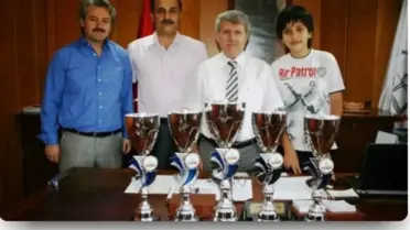 BTSO Kamil Tolon Bilim Sanat Merkezi Ödüllere Ambargo Koydu