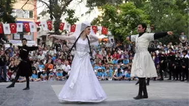 Yenimahalle'de Uluslararası Dans Festivali