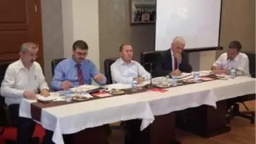ESK Genel Müdürü Satış Mağazalarının Yöneticileri İle Bir Araya Geldi