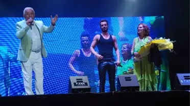 Murat Boz'dan Barış Akarsu'ya Vefa
