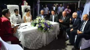 Bakan Yıldırım'dan Genç Çiftlere Mutlu Evliliğin Sırrı