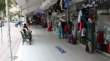 Kemer Esnafından Avm'lere Tepki