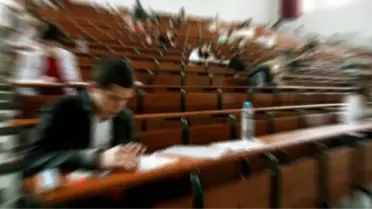 Lys Yabancı Dil Birincisi Bahçeşehir Koleji'nden