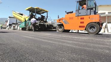 Selçuk'taki Arazi Yolları Devam Ediyor