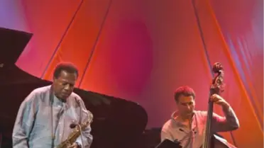 Downbeat Caz Anketinde Birincilikleri 80'lik Wayne Shorter Topladı