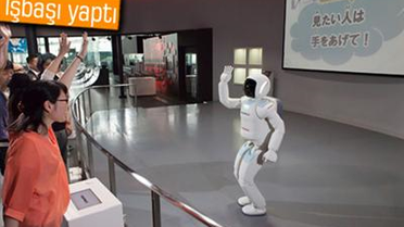 Robot Asimo Müzede İşe Başladı